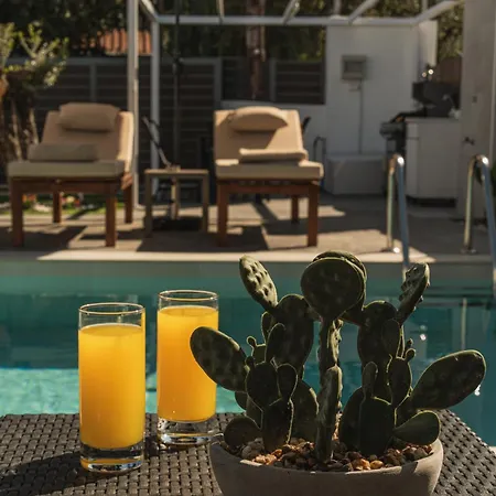 ヴィラ Lumior Lux Essence By 'elite' Kalliteros